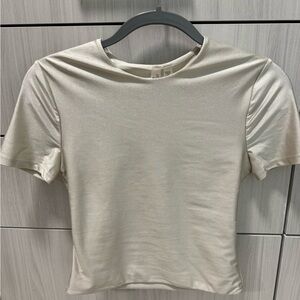 Second skin metallic tee